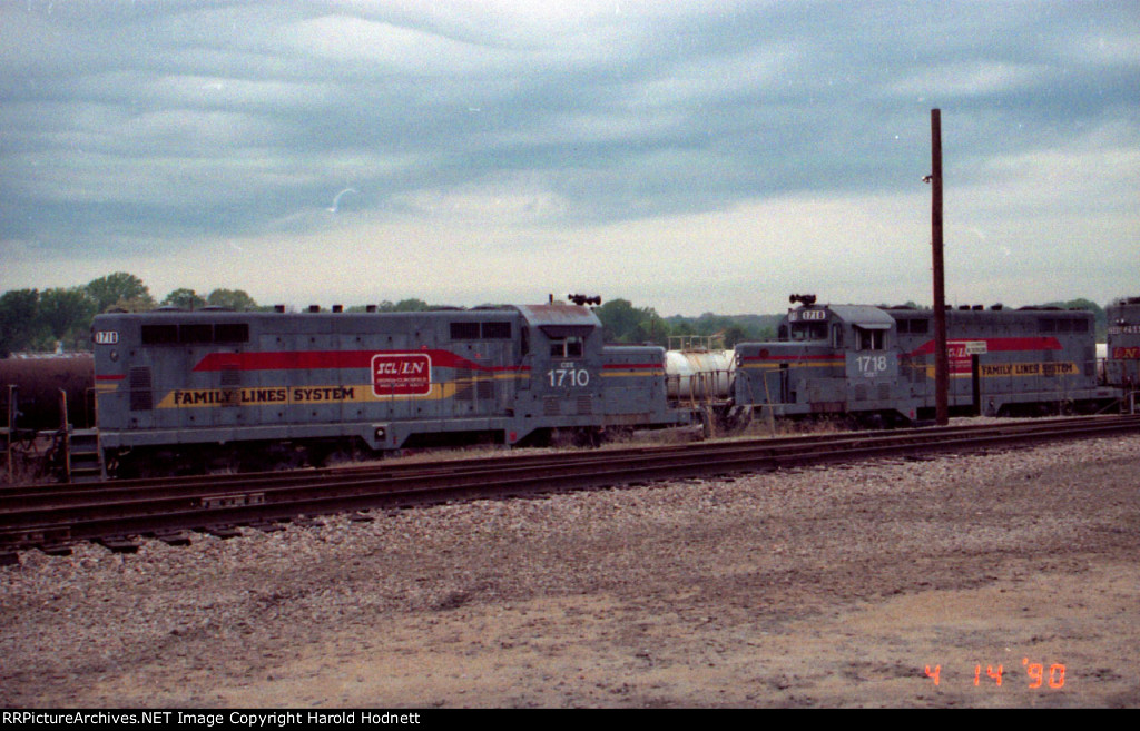 CSX 1710 & 1718